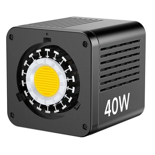 fc8ef323-e5e4-11ee-8099-9457a5668888-big.jpg Студійна LED Лампа Light M60